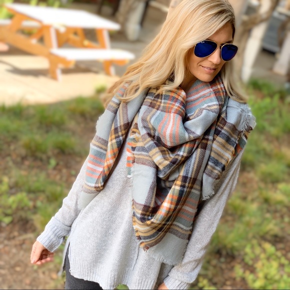 ✨LAST ONE✨Soft Plaid Blanket Scarf - Picture 3 of 8